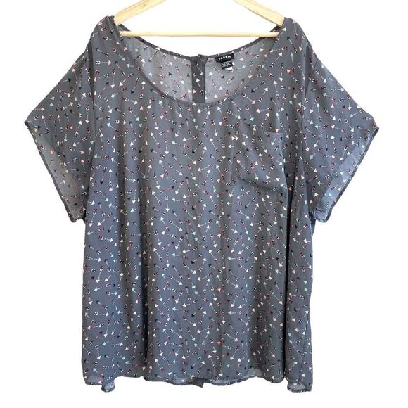 Torrid Grey Arrow Print T Shirt Top - Picture 1 of 8
